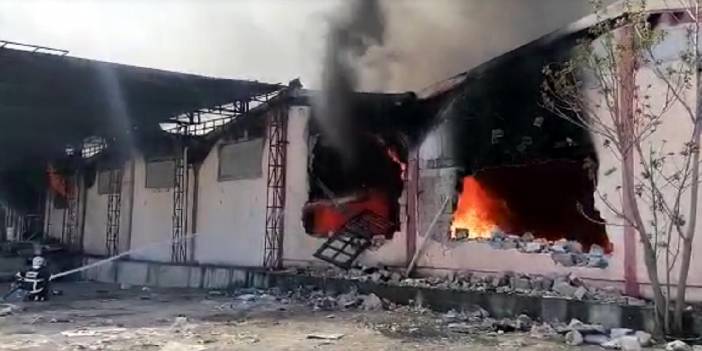 Lüleburgaz'da mobilya mağazasında yangın