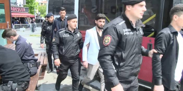 Fatih'te 200 kaçak göçmen yakalandı