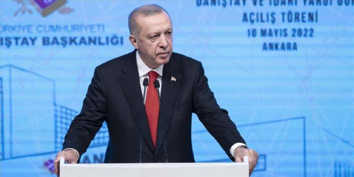 Erdoğan: Türkiye'nin hukuk devleti olması mücadelesini yürütüyorum