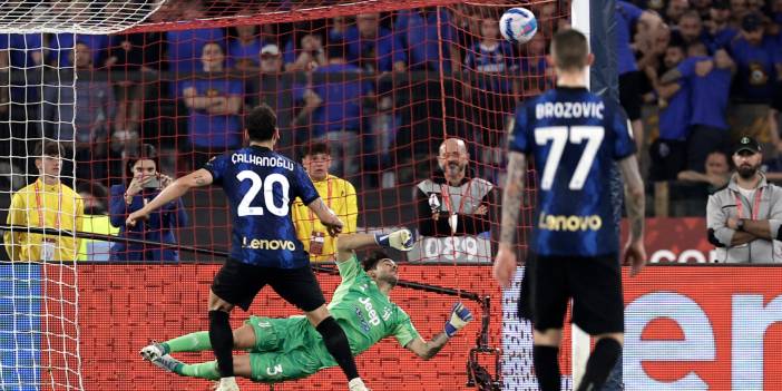 Çalhanoğlu attı, Inter kupaya uzandı