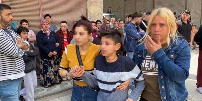 Yangına uykusunda yakalanan çocuğu mahalleli kurtarıldı