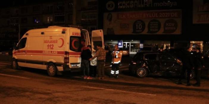 Rıza Kayaalp'in karıştığı trafik kazasında 1 kişi hayatını kaybetti