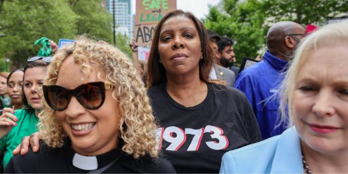 Washington'da 'benim bedenim benim kararım' mitingi