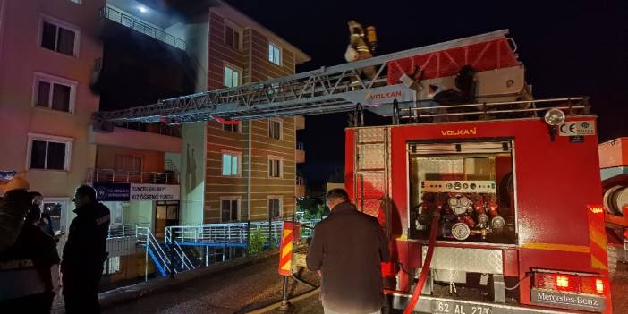 Tunceli'de kız öğrenci yurdunda yangın: 300 öğrenci tahliye edildi
