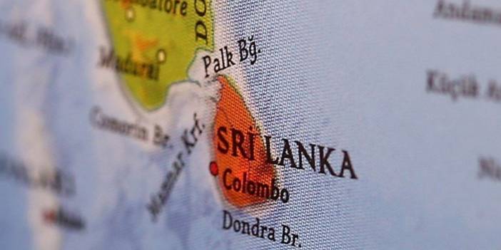 Sri Lanka'da Rajapaksa kızgınlığı dinmiyor: Başkanlık binasının girişini kapatanlar gözaltında