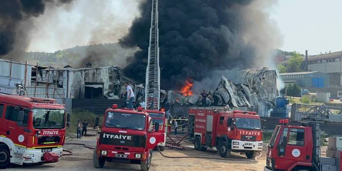 Plastik fabrikasında yangın
