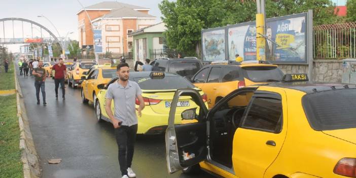 Ağrı’da taksicilerden 'akaryakıta zam' eylemi