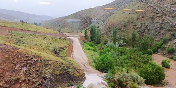 Sağanak sonrasında mahsur kalan 18 işçi kurtarıldı