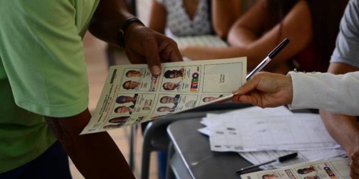 Kolombiya'da Cumhurbaşkanlığı yarışı: İkinci tur bugün