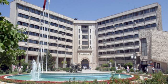 AKP'li belediye yöneticilerine milyonlarca lira 'huzur hakkı' maaşı