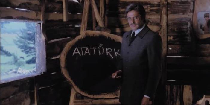 Türk sinemasına iz bırakan Cüneyt Arkın bu karelerde hatırlanacak