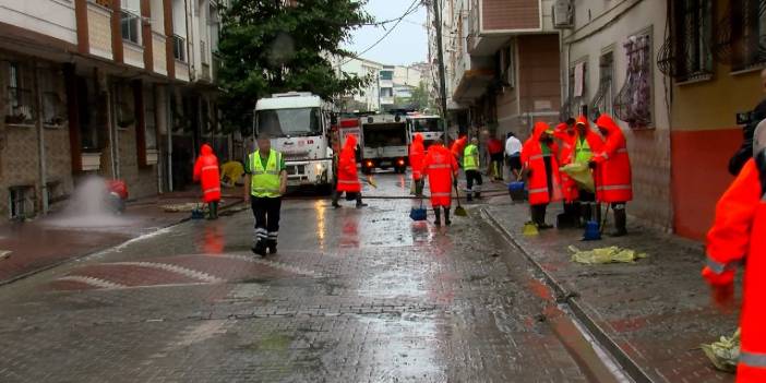 İstanbul'da evini su basanlara 5 bin lira yardım