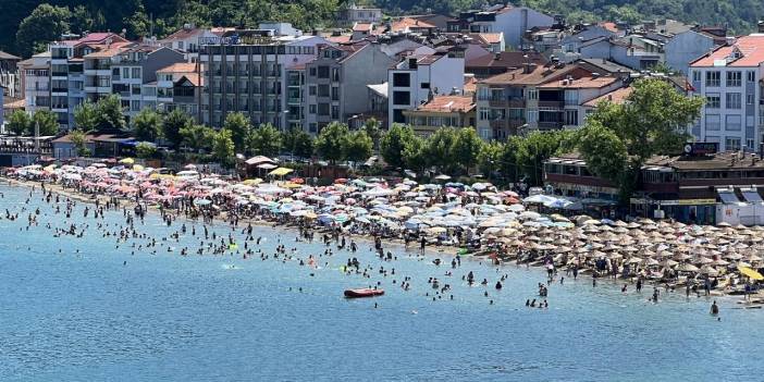 Bir şemsiyelik yer kalmadı