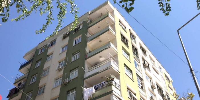 5'inci kattan düşen bebek yaralı kurtuldu