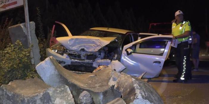 Otomobil beton su borusuna çarptı: 1 ölü, 2 yaralı