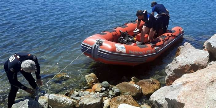 Tekne alabora oldu: 2 kişi kayıp