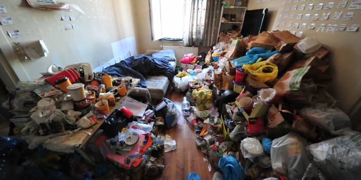 Çöp evde bulunan çocuk koruma altına alındı