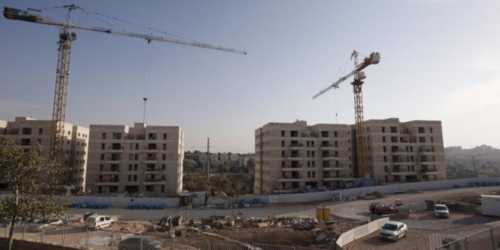 İsrail'de yasadışı yerleşim yeri planı için ilk onay