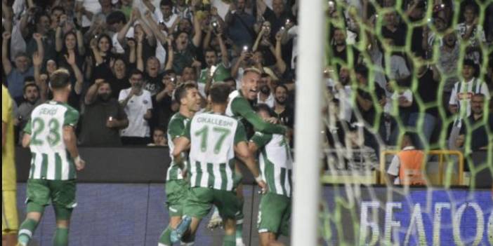 Konya, İzmir Marşı'yla inledi: Yaşa Mustafa Kemal Paşa