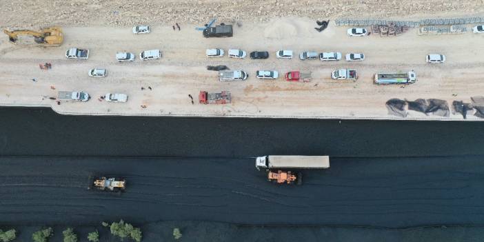 Atık su nedeniyle kapanmıştı: TAG Otoyolu'nda temizlik çalışması sürüyor