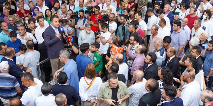 Babacan 'güven ortamı' diyerek sandığı işaret etti: Sanayici harıl harıl yatırım yapacak