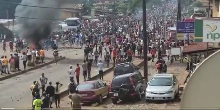 Sierra Leone'de halk ayaklandı: Sokağa çıkma yasağı getirildi