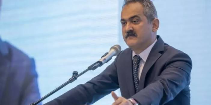 Bakan Özer'den yüz binlerce öğretmeni ilgilendiren duyuru