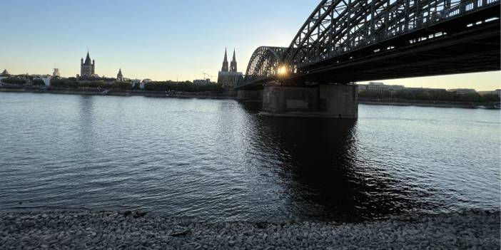 Aşırı sıcaklar Ren Nehri'ni kurutuyor