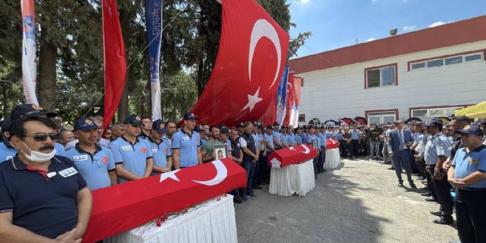 Gaziantep'teki trafik kazasında yaşamını yitirenler son yolculuğuna uğurlandı