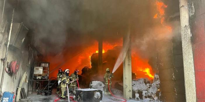 Uşak'ta iplik fabrikasında yangın