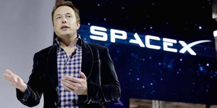 Why is the X in the SpaceX logo crooked?  Elon Musk told