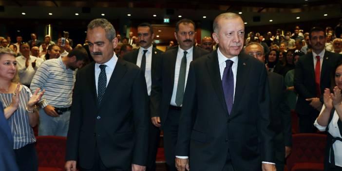 Erdoğan, öğretmenleri hedef aldı: Çapulcu olarak dolaşanlar mısınız?