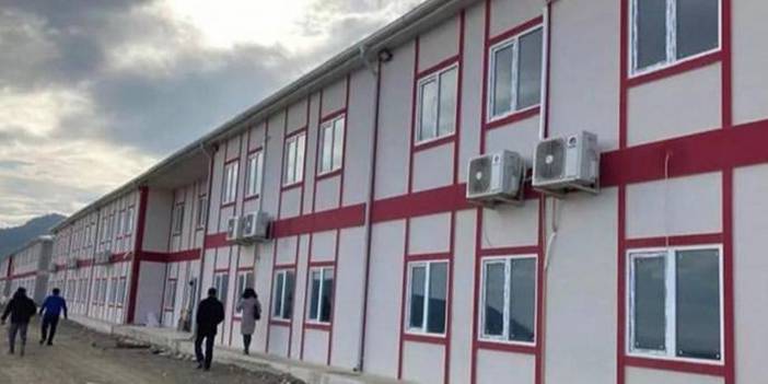 Tatilden dönünce bunu gördüler: Kampüs değil kamp