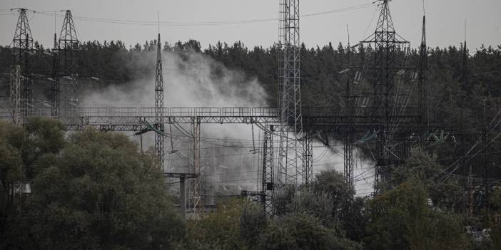 Rus güçleri Ukrayna'da elektrik santralini vurdu