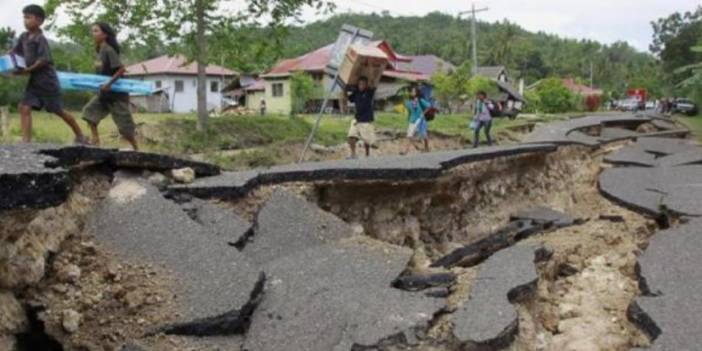 Papua Yeni Gine'de 7,6'lık depremin yankıları sürüyor