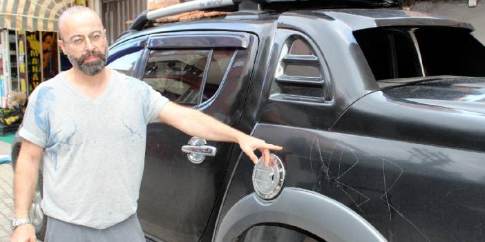 Hayvansever akademisyen yine tehdit edildi: 'Ensendeyim'