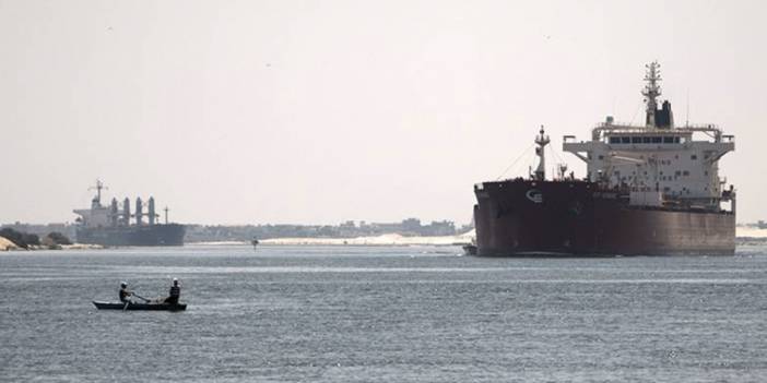 Mısır, Süveyş Kanalı'ndan geçiş ücretlerine zam yaptı