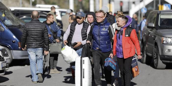 Gürcistan'a son 10 günde 78 bin 742 Rusya vatandaşı girdi
