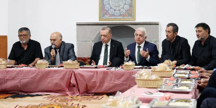 Erdoğan'ın 'açılımı'na tepkiler kesilmiyor: Alevilik bir tarihi eser mi ki Kültür Bakanlığı’na bağlanıyor?