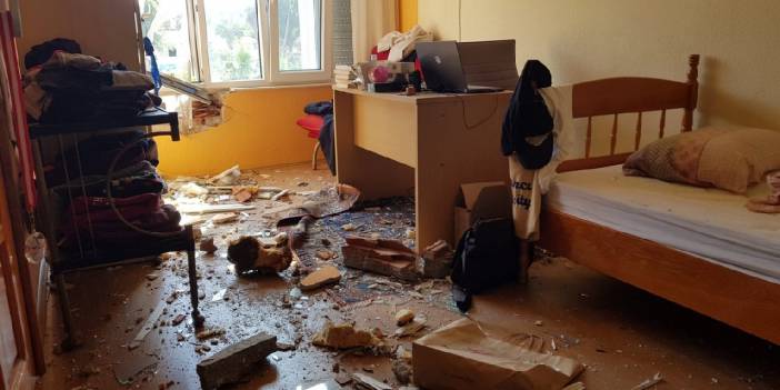 Su tankı patladı, 150 metre uçtu, binanın duvarını yaktı