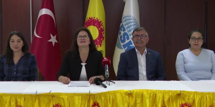 Eğitim Sen'den Bakan Özer'e 'trol' yanıtı