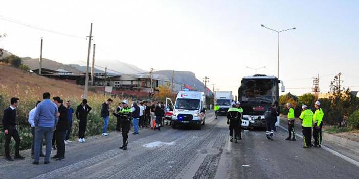 Manisa'da zincirleme kaza: 24 yaralı