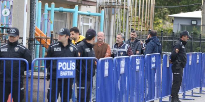 Maden faciasında gözaltına alınanlar adliyeye sevk ediliyor