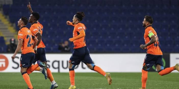 Başakşehir lider olarak son 16'da