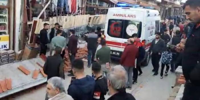 Elazığ Kapalı Çarşı'daki restorasyonda çatı çöktü: 5 yaralı