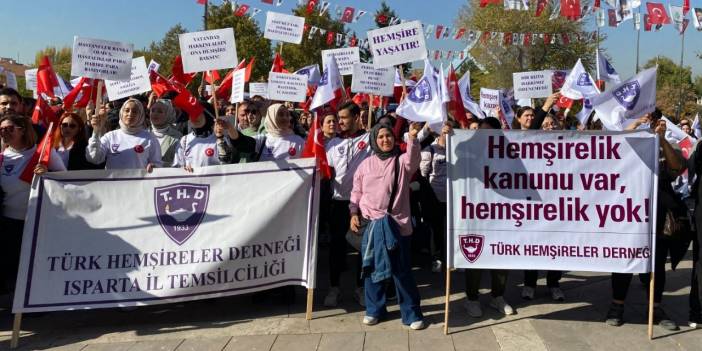 Hemşireden Sağlık Bakanı Fahrettin Koca'ya: Yazıklar olsun!