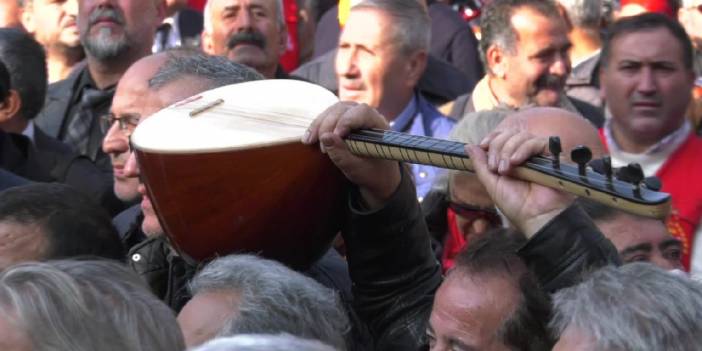 Alevilere polis engeli: Sizin silahlarınız var, bizim neyimiz var?