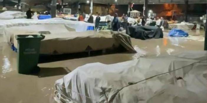 Muğla'da semt pazarı sular altında