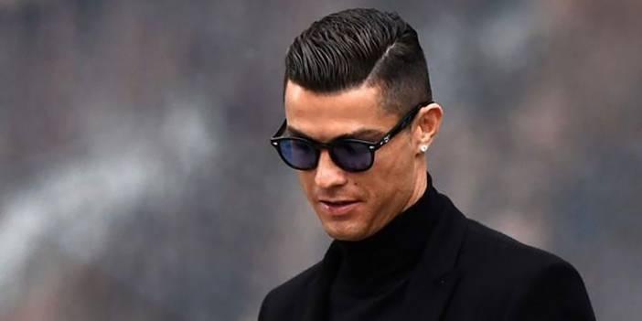 Ronaldo, Messi'yi ekti, bir ilk oldu