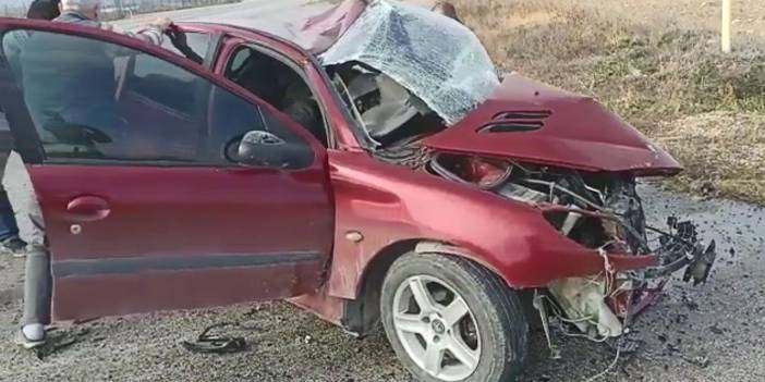 Polis ailesi kaza yaptı: Baba oğul öldü, anne ile kızı yaralı